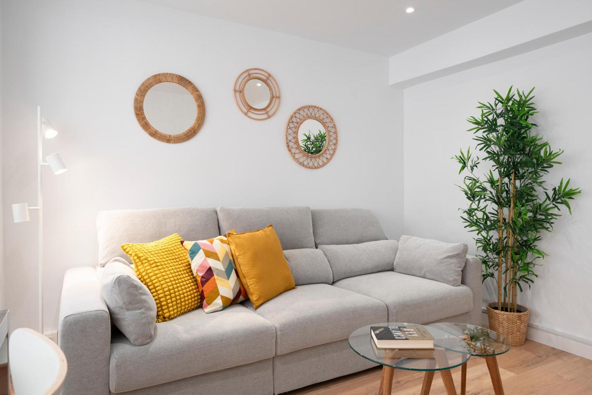 Ronda Suites Junto Estacion Tren Y Hospitales Granada Eksteriør billede