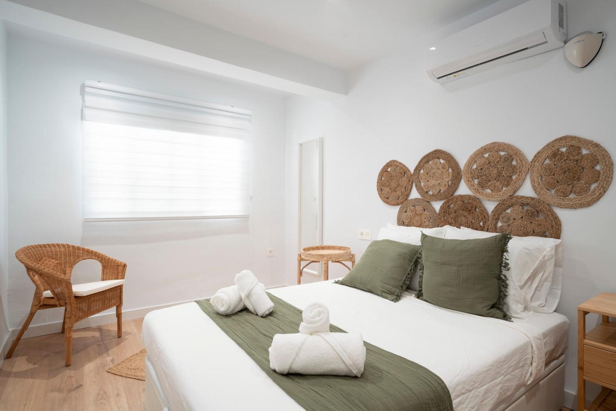 Ronda Suites Junto Estacion Tren Y Hospitales Granada Eksteriør billede